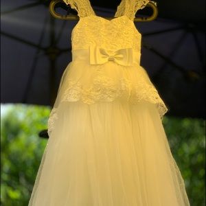Flower girl or junior bride dress